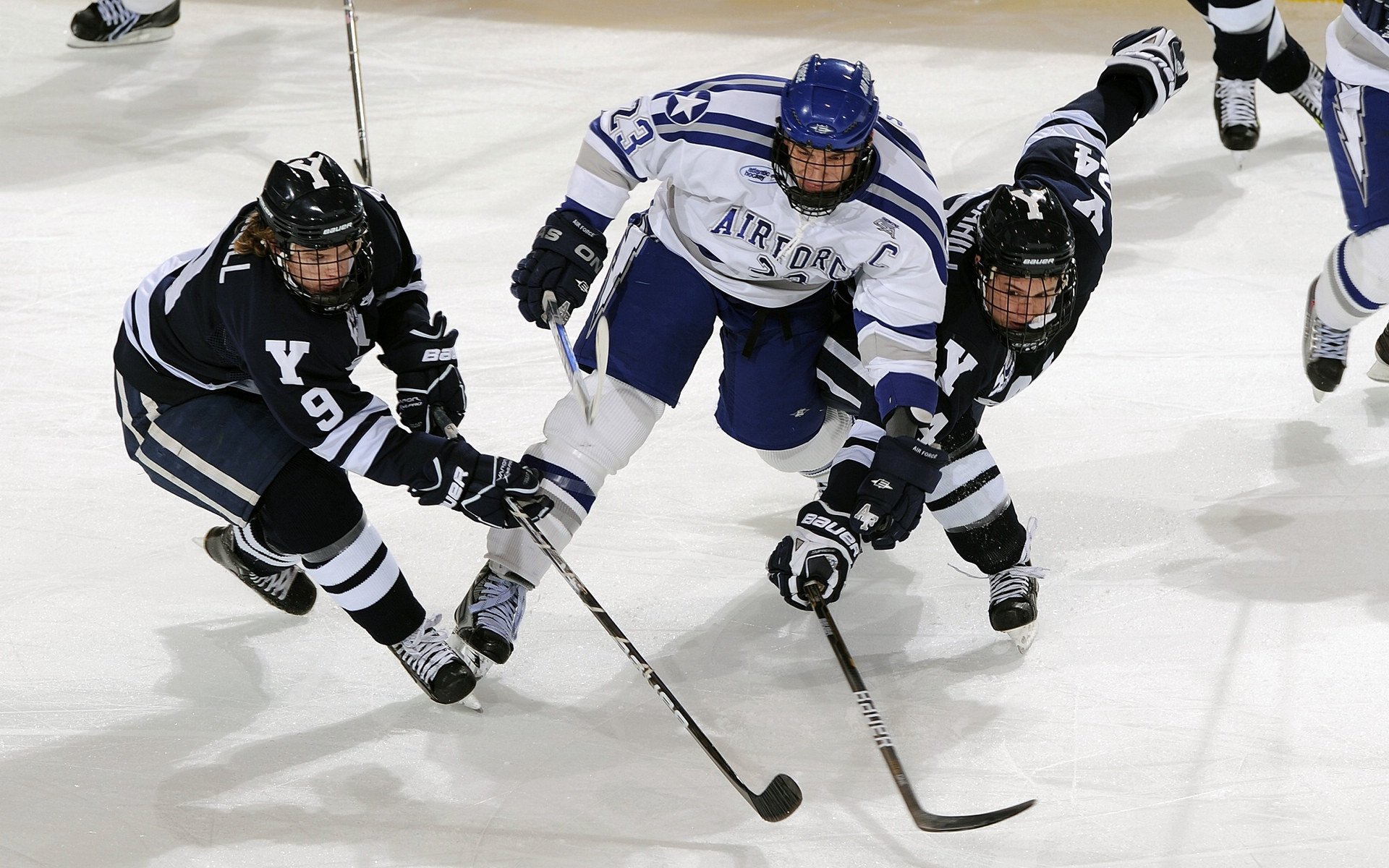 西班牙选手稳扎稳打，成功晋级，西班牙队训练